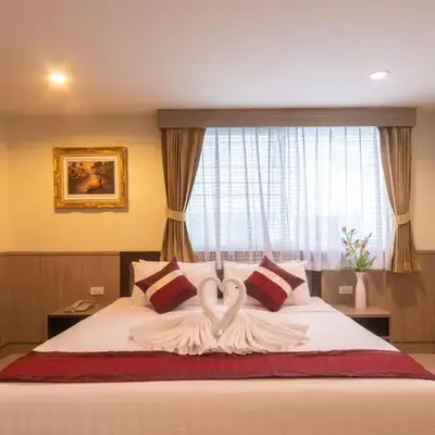 Gusto Pratunam Hotel