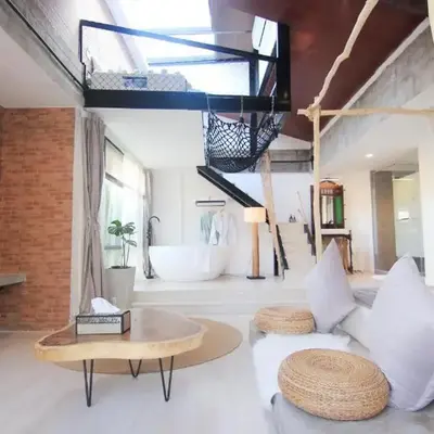 YOLO Bangkok Boutique Hotel
