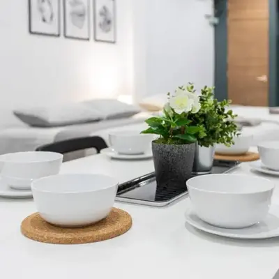 P1 Silom Pan large room full kitchen WIFI 4-6pax