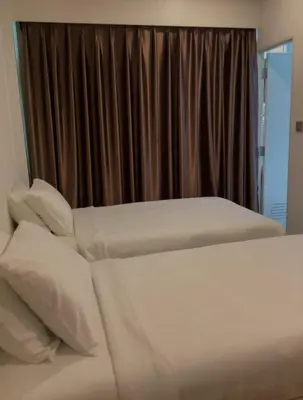 Gallery image of Charurat Suite Hotel in Makkasan