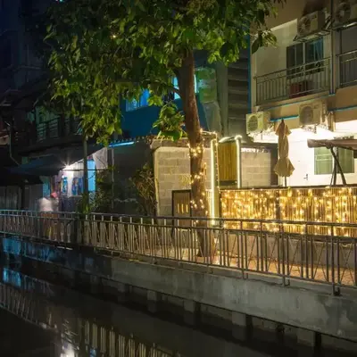 Canal View Lo-ha guest house
