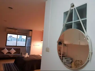 Gallery image of Sweet Honey Tossed Private Condo in Bangkok