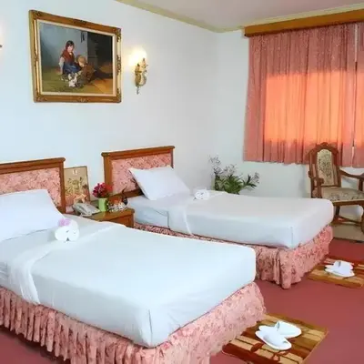 OYO 75466 -13 Coins Bang Yai Hotel