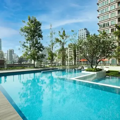 SILQ Hotel & Residence