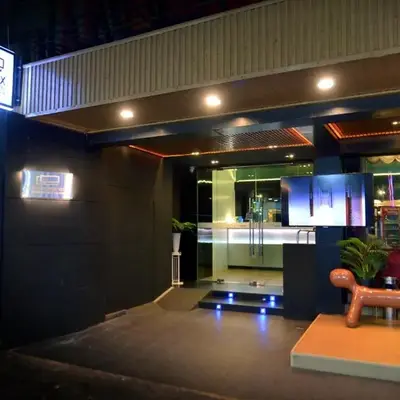 De Lux Bangkok Hotel