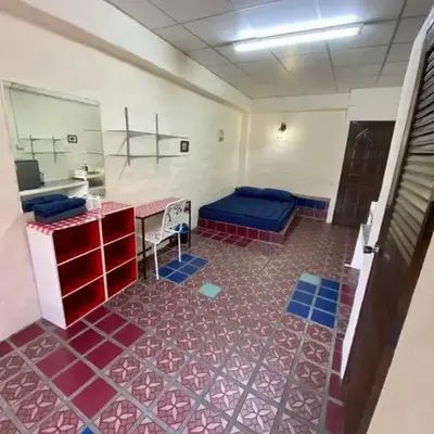 Ratanawong Place 301