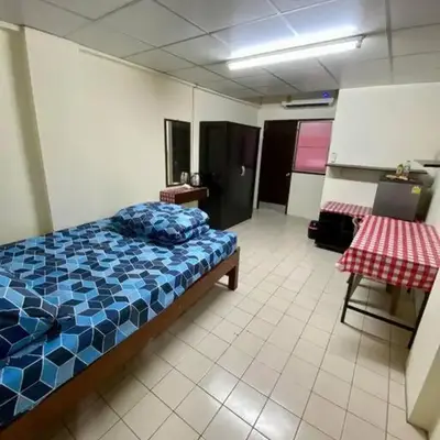 Ratanawong Place 444