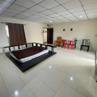 Ratanawong Place 523