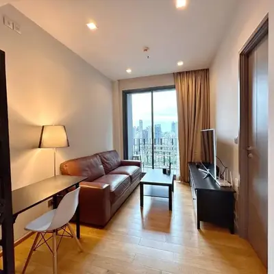1BR Luxury Condo 50m to Thonglor BTS station
